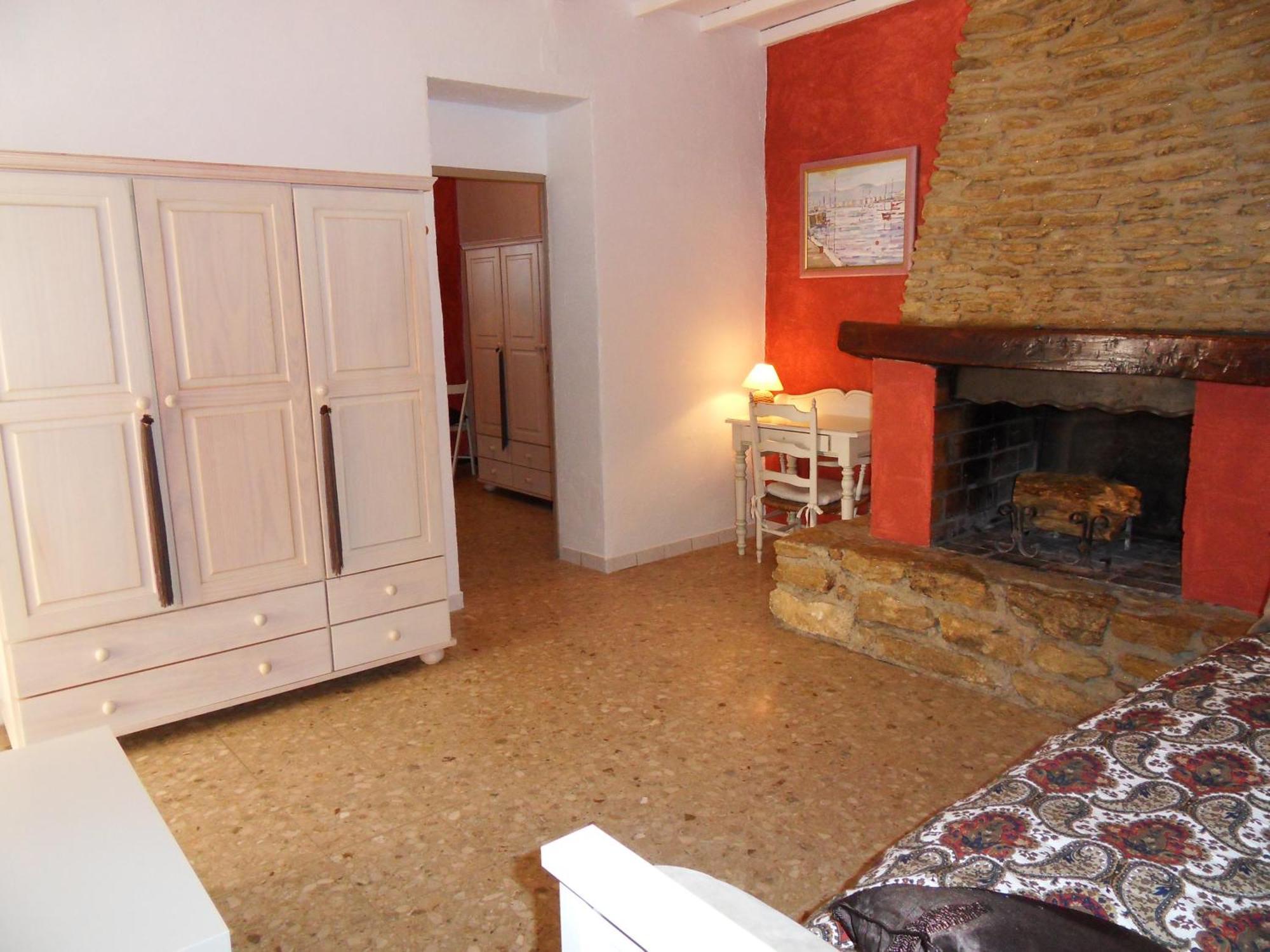 Le Jardin D'Ivana Chambres D'Hotes B&B Avec Piscine Chauffee Oppède Exterior foto